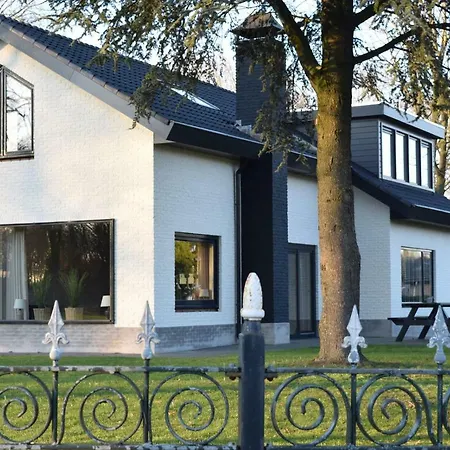 Groeps 24 Pers. Hotel Voorthuizen