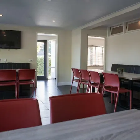 Groeps 24 Pers. Hotel