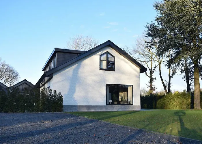 Groeps 24 Pers. Hotel *